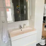 Apartament Sentrumsnaer Til Utleie Under Ons