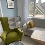Sentrumsnaer Til Utleie Under Ons Apartament