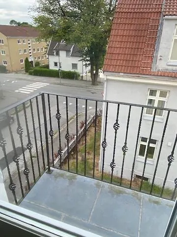 Apartment Sentrumsnaer Til Utleie Under Ons